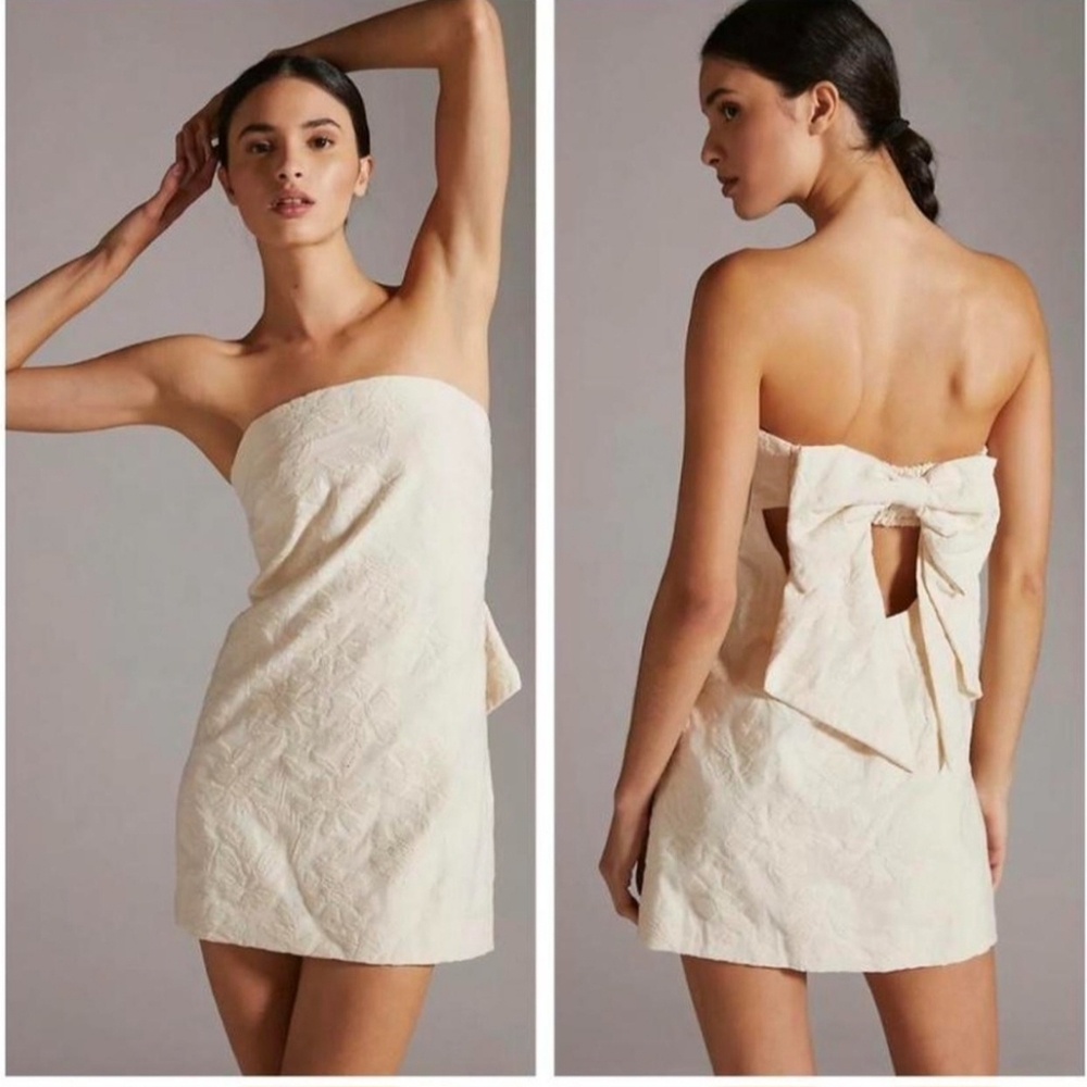 Anthropologie 10 Good condition Textured Shift Mini Dress Bow-Tie Cocktail Ivory
